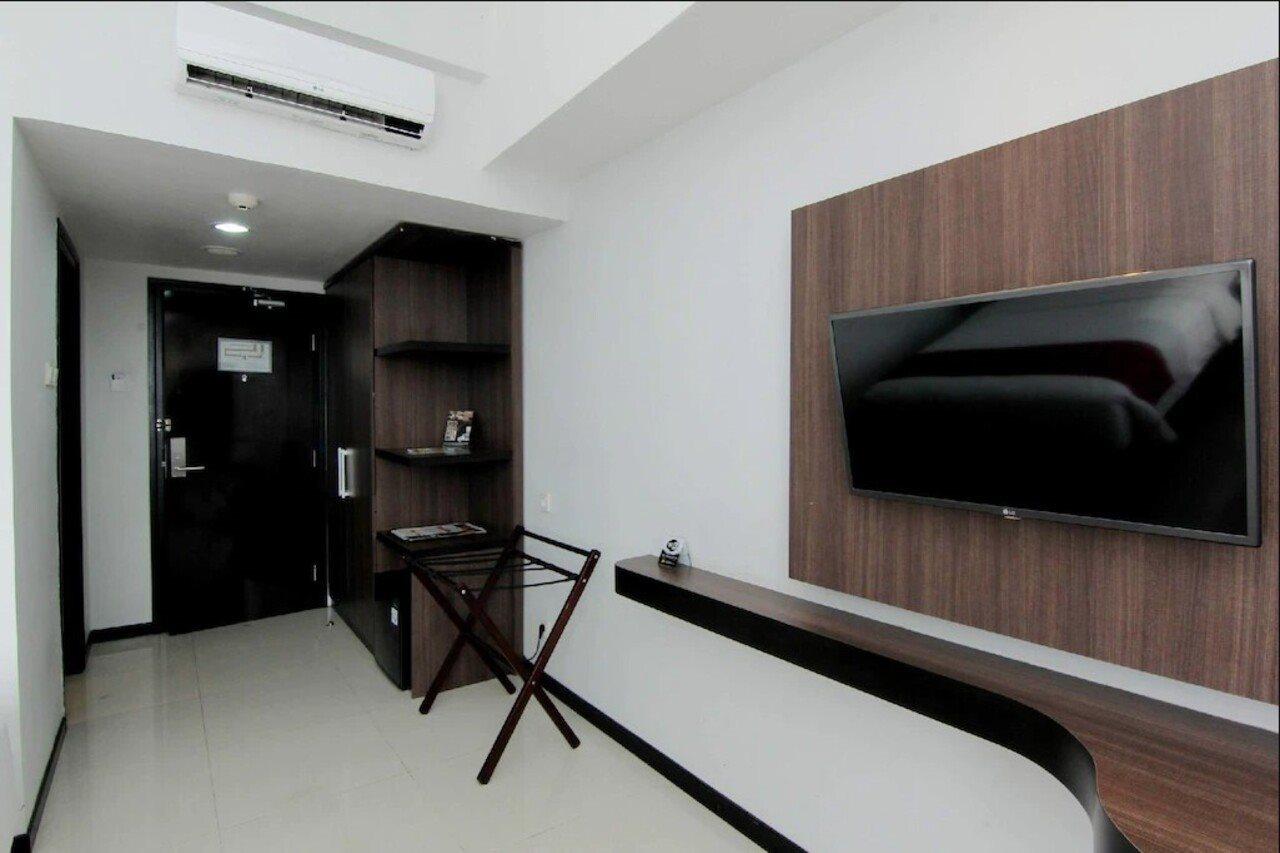 The Sun Hotel Madiun Zewnętrze zdjęcie