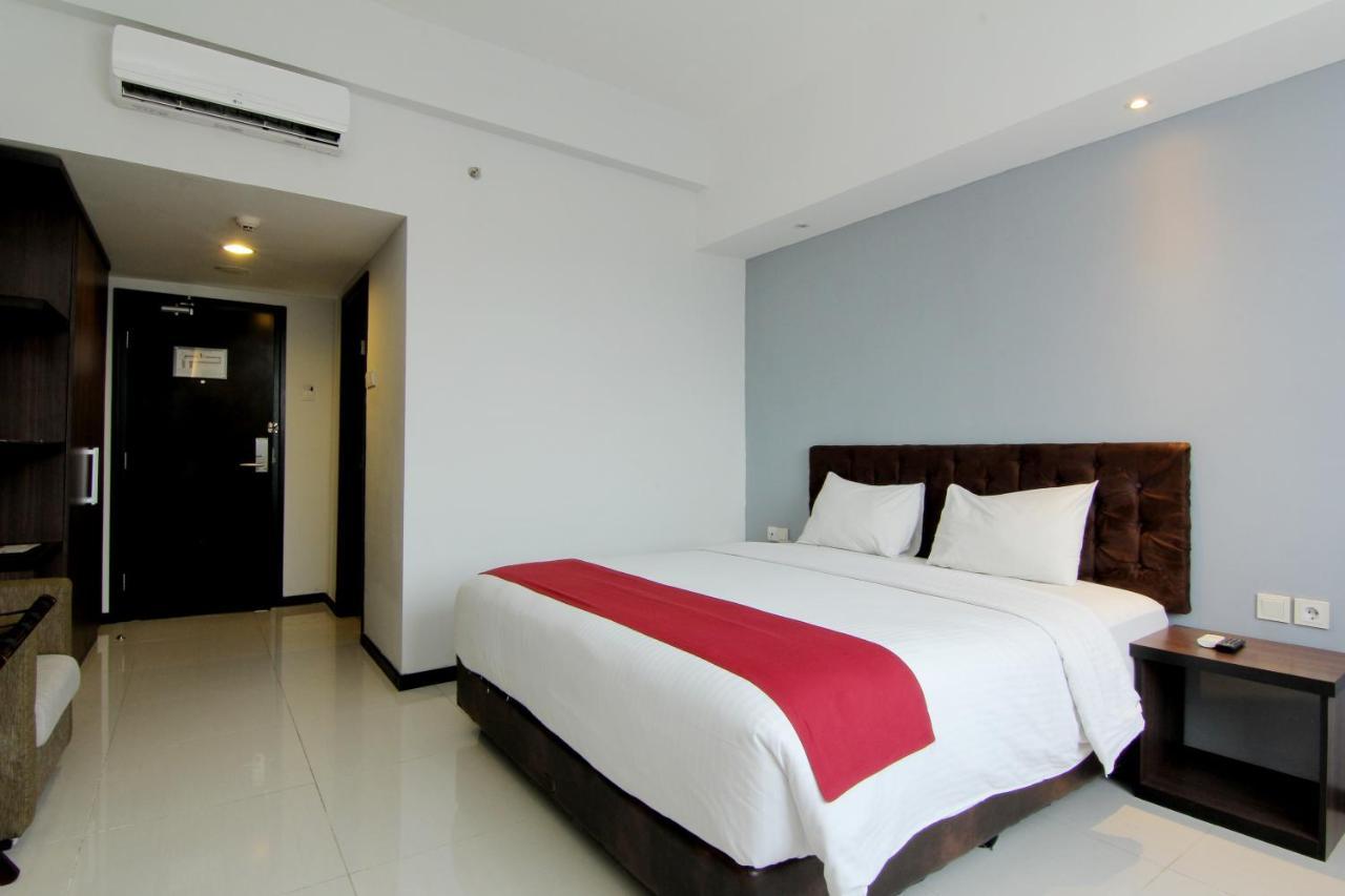 The Sun Hotel Madiun Zewnętrze zdjęcie